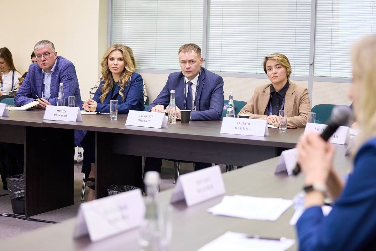 Директор НОЦ ИТ и БА на площадке Евразийского нефтегазового форума
